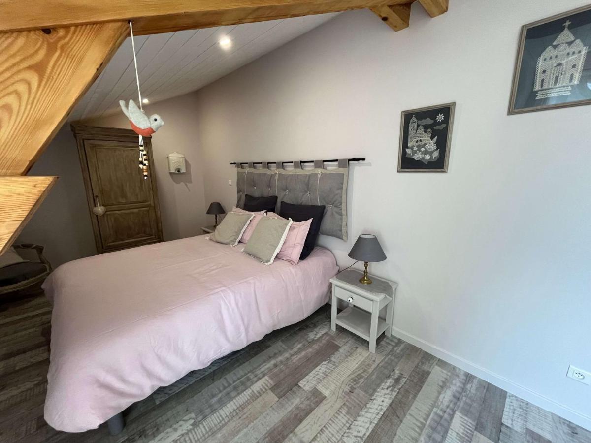 Le Puy-en-Velay Le Jardin Du Dolaizon: Chambre Rouge Gorge מראה חיצוני תמונה
